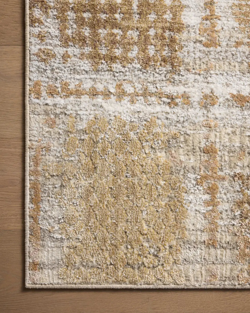 Loloi Wyatt Wya-05 Adobe/Dove Rug - corner on wood