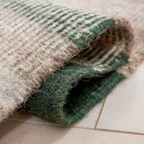 Safavieh Dhurries 4'-0" x 6'-0" Rug in Green / Grey