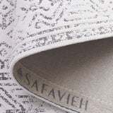 Safavieh Classic Vintage 4'-0" x 6'-0" Rug in White / Grey