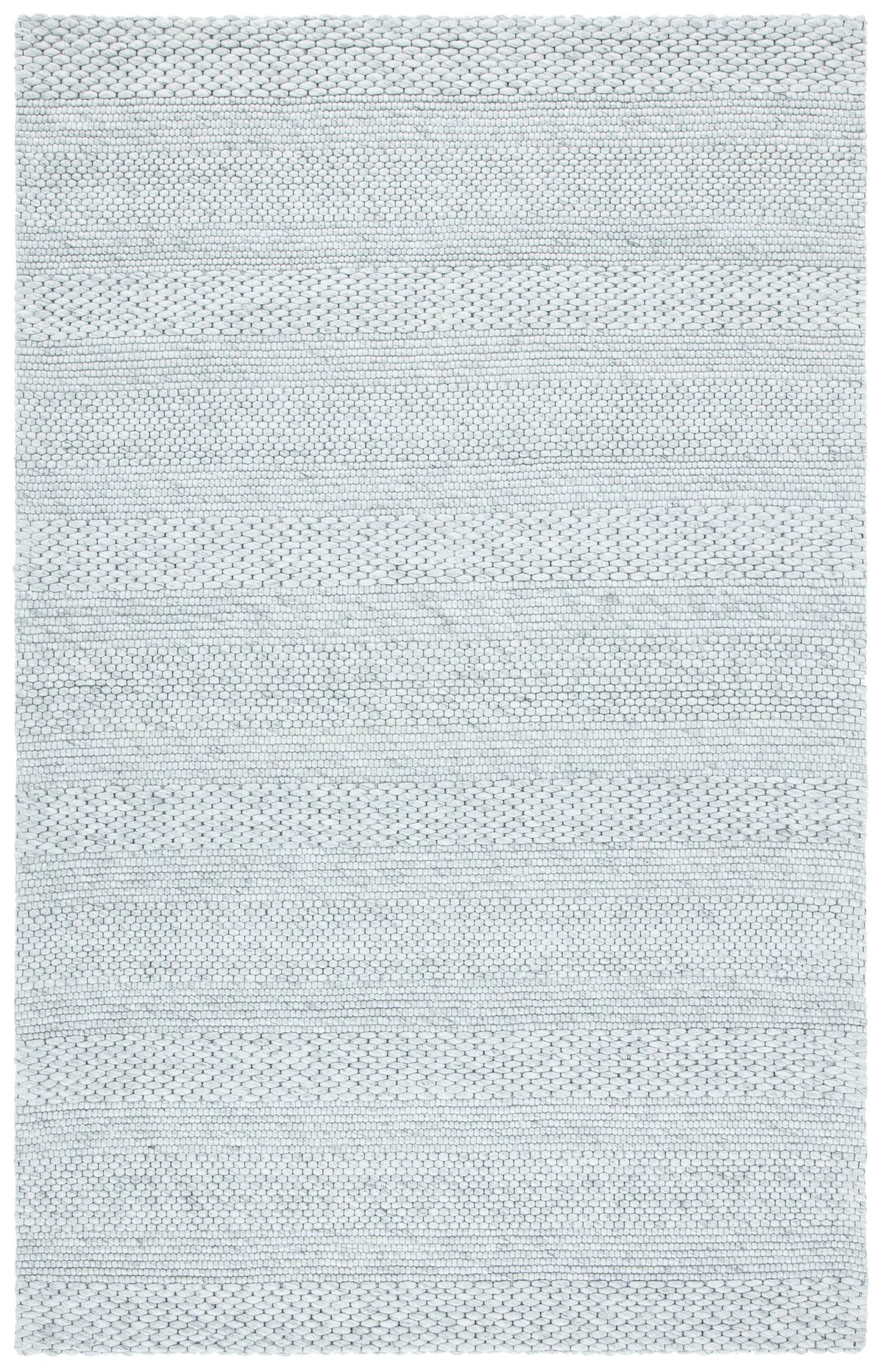 Safavieh Marbella 4'-0" x 6'-0" Rug in Silver / Grey