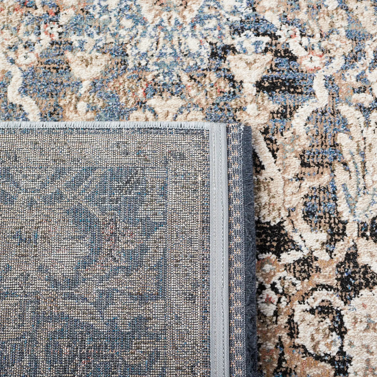 Safavieh Vivaldi 5'-3" x 7'-6" Rug in Navy / Ivory