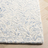 Safavieh Ebony 4'-0" x 6'-0" Rug in Blue / Ivory