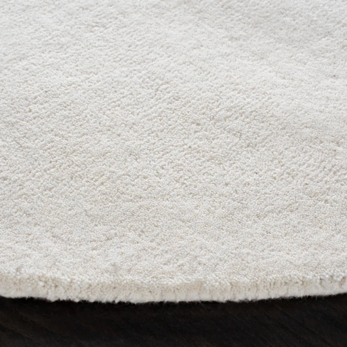 Safavieh Fifth Avenue 5'-0" x 5'-0" Rug in Ivory / Multi