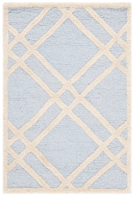 Safavieh Cambridge 2'-0" x 3'-0" Rug in Light Blue / Ivory