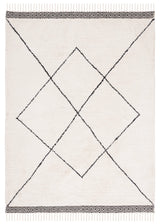 Safavieh Easy Care 3'-0" x 5'-0" Rug in Ivory / Black