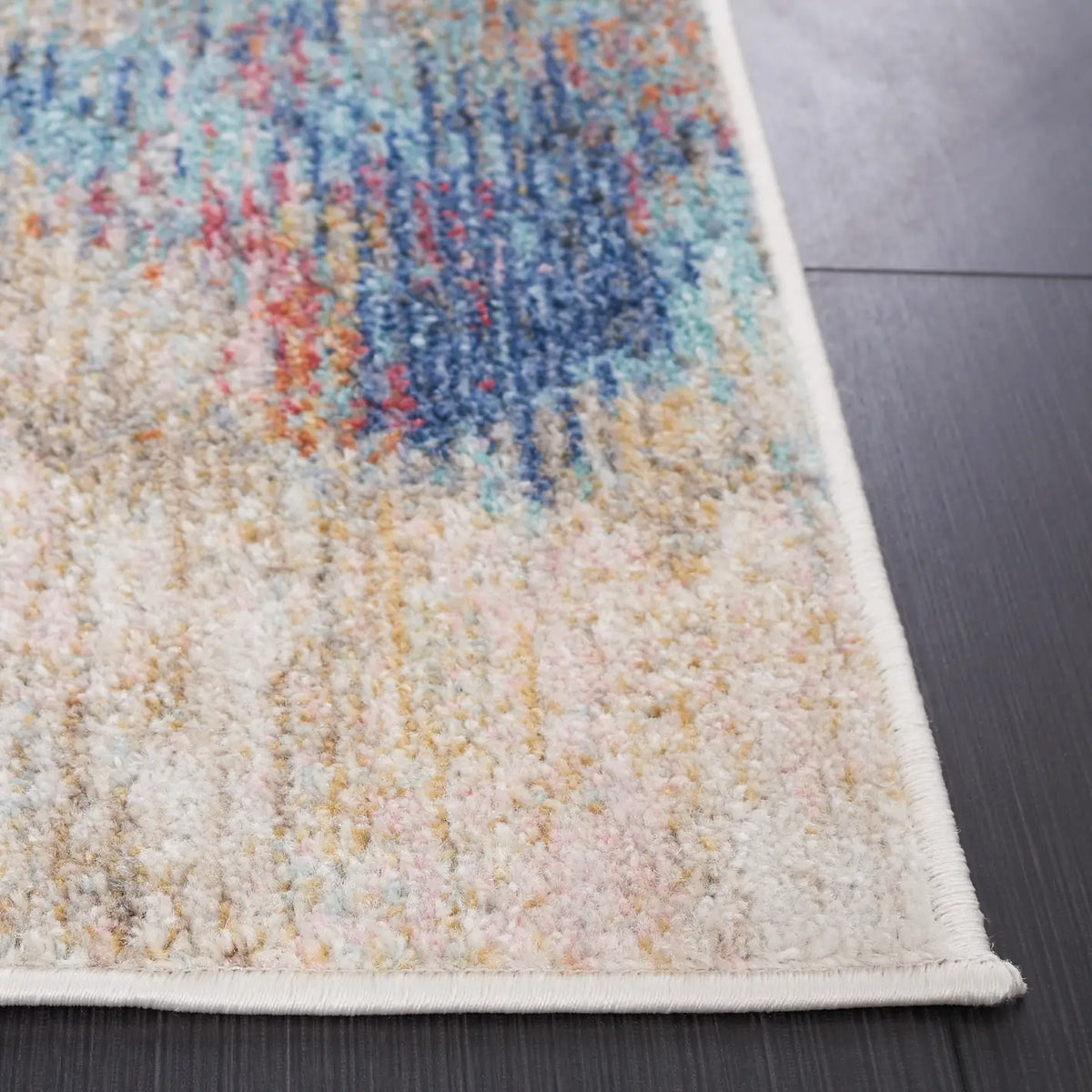Safavieh Phoenix 500 4'-5" x 6'-5" Rug in Aqua / Gold Rose