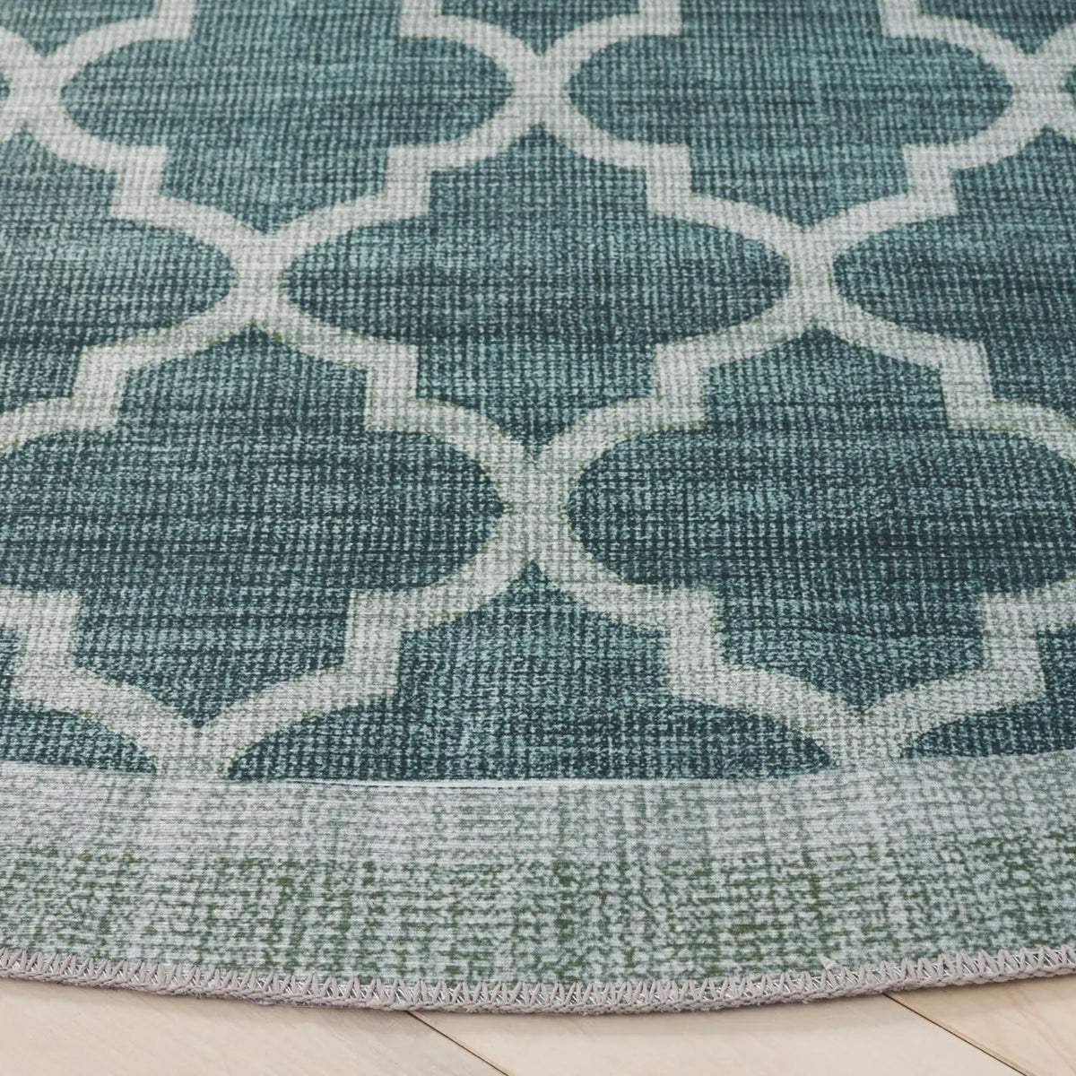 Safavieh Arizona 6'-0" x 6'-0" Rug in Green