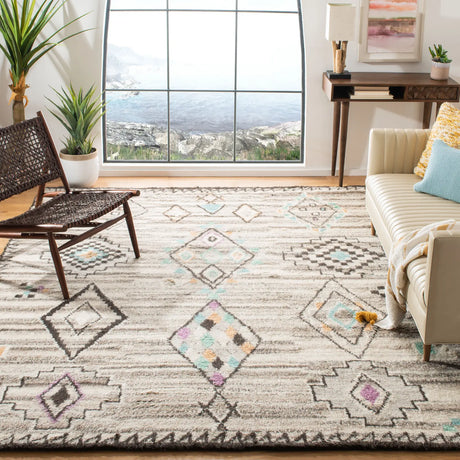 Safavieh Kenya 8'-0" x 10'-0" Rug in Natural / Multi