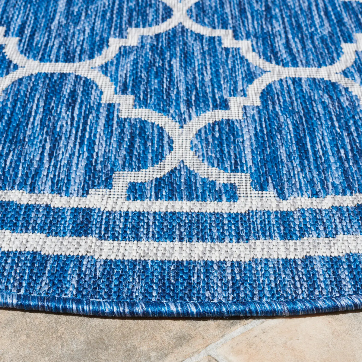 Safavieh Courtyard 6'-7" x 6'-7" Rug in Navy / Grey