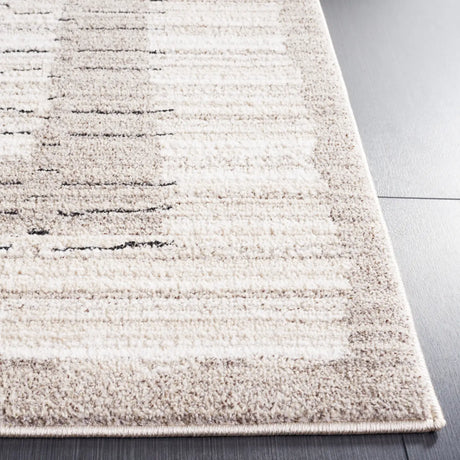 Safavieh Jade 100 4'-0" x 6'-0" Rug in Ivory / Beige Black
