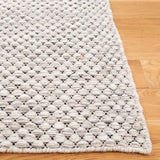 Safavieh Vermont 4'-0" x 6'-0" Rug in Light Grey / Ivory