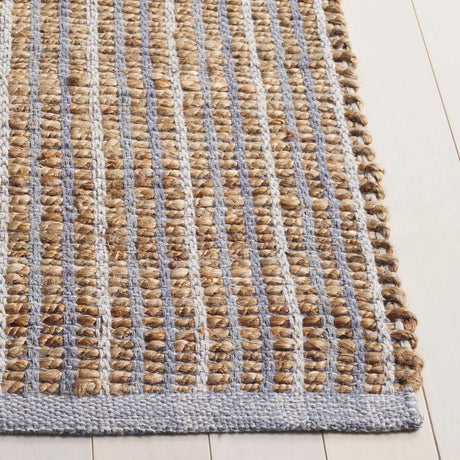 Safavieh Natural Fiber 4'-0" x 6'-0" Rug in Natural / Grey