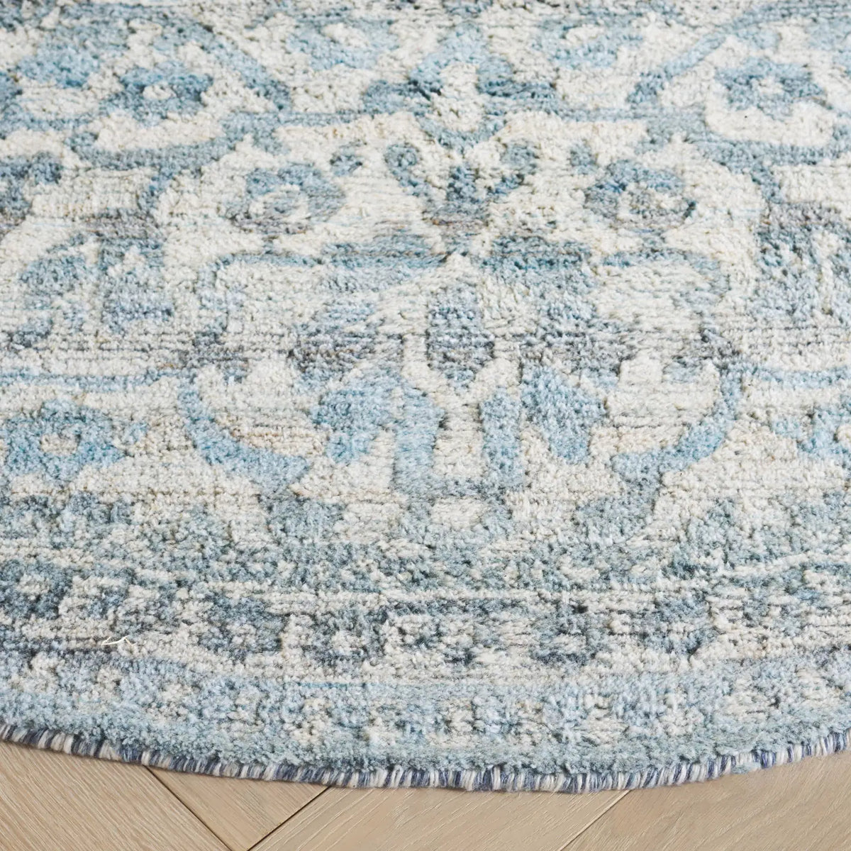 Safavieh Marquee 6'-0" x 6'-0" Rug in Blue / Grey