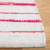 Safavieh Montauk 4'-0" x 6'-0" Rug in Red / Ivory