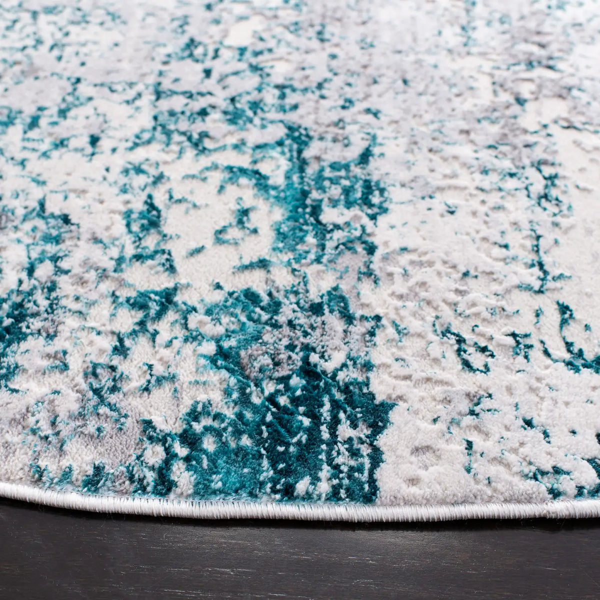 Safavieh Amalfi 6'-7" x 6'-7" Rug in Cream / Turquoise