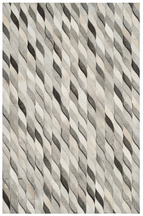 Safavieh Studio Leather 4'-0" x 6'-0" Rug in Ivory / Grey