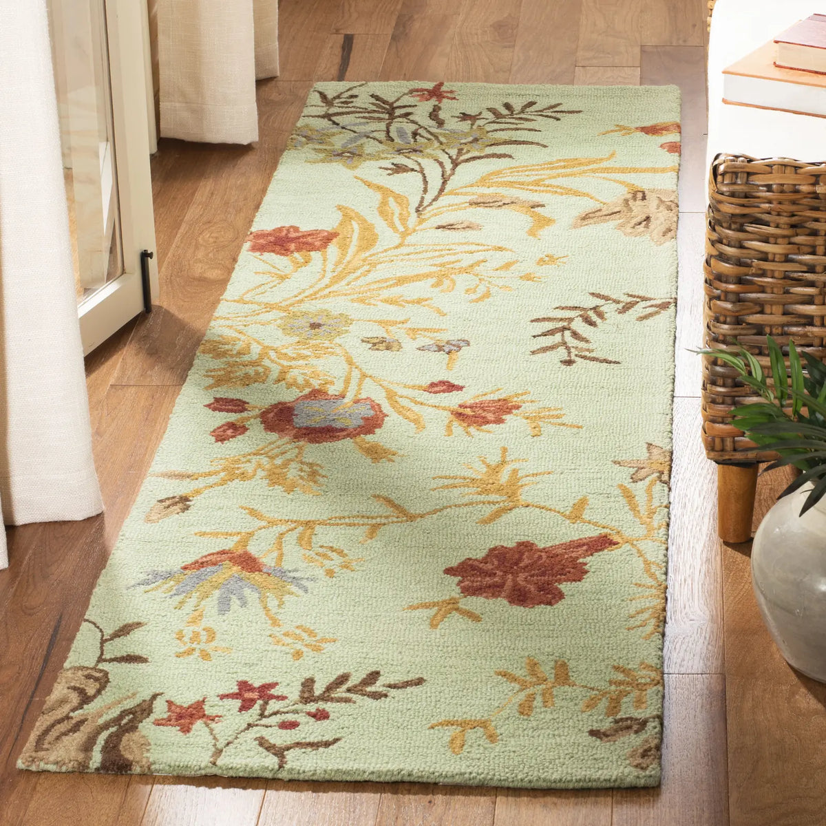 Safavieh Blossom 2'-3" x 8'-0" Rug in Light Green / Multi