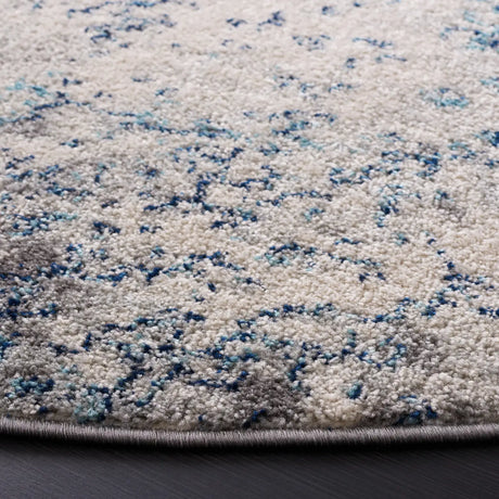 Safavieh Tulum 6'-7" x 6'-7" Rug in Ivory / Blue
