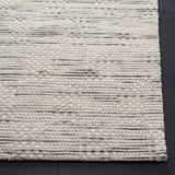 Safavieh Marbella 4'-0" x 6'-0" Rug in Grey / Beige