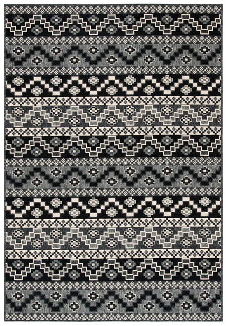 Safavieh Veranda 4'-0" x 5'-7" Rug in Black / Beige
