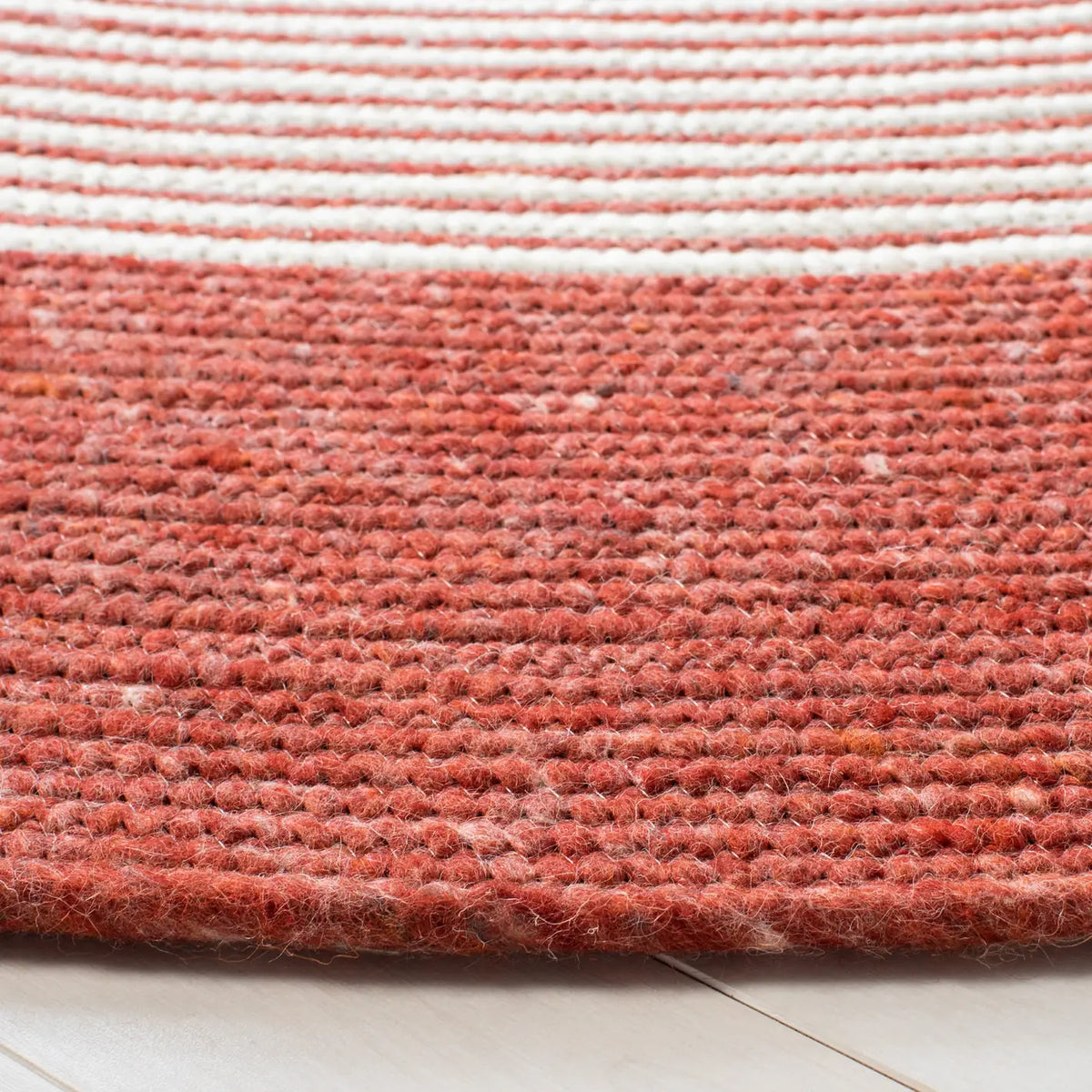 Safavieh Braided 5'-0" x 5'-0" Rug in Red / Ivory