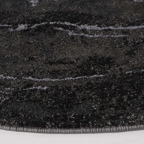 Safavieh Pacific 6'-7" x 6'-7" Rug in Grey / Black