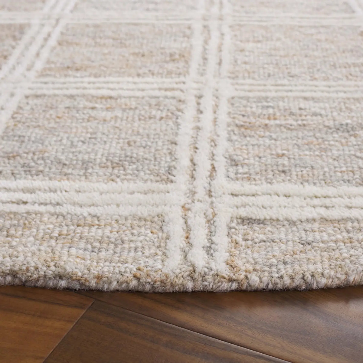 Safavieh Pine 6'-0" x 6'-0" Rug in Rust / Ivory