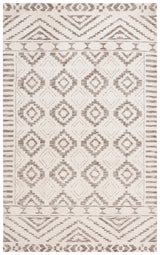 Safavieh Audrey 4'-0" x 6'-0" Rug in Ivory / Beige