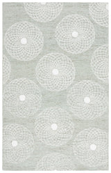 Safavieh Ebony 4'-0" x 6'-0" Rug in Sage / Ivory