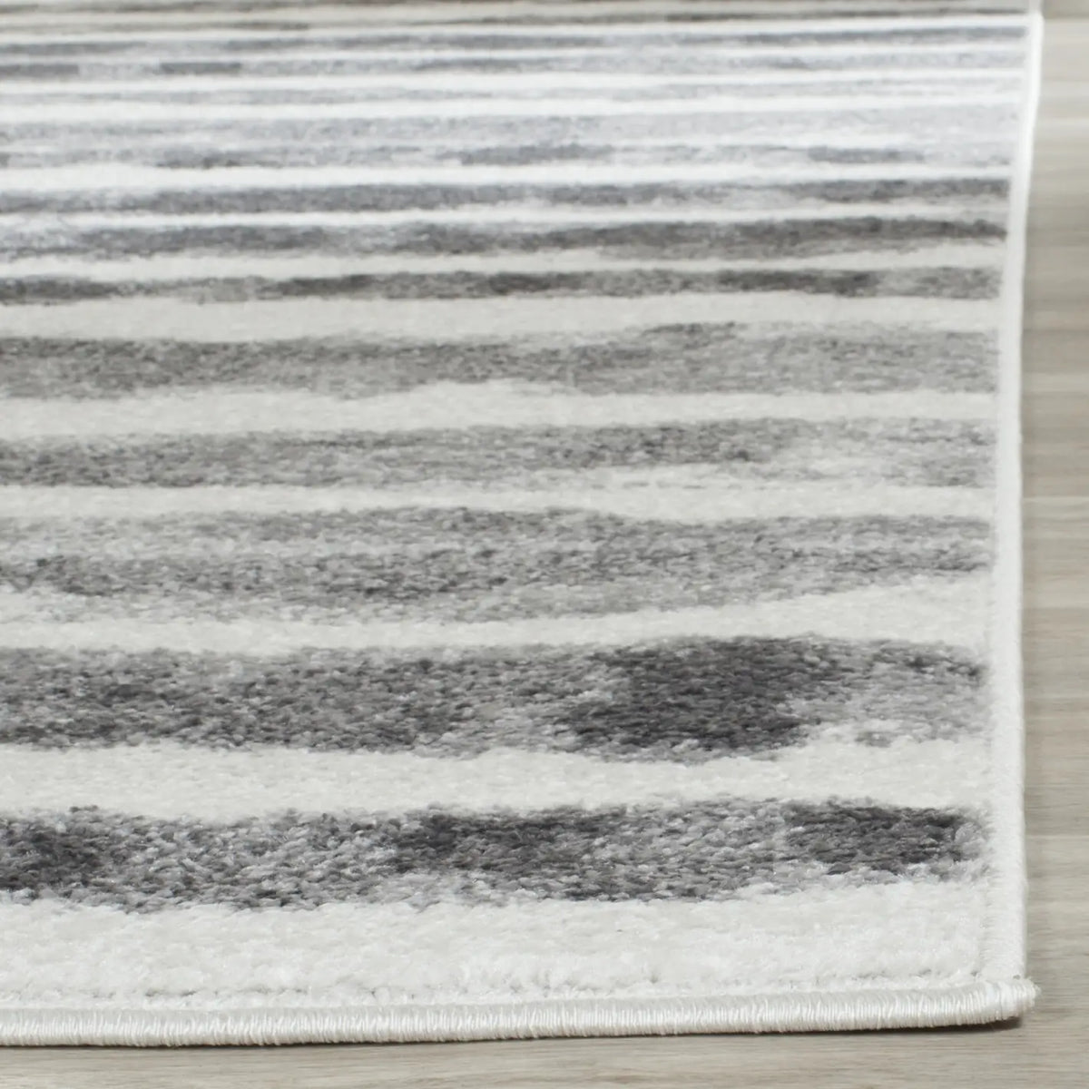 Safavieh Adirondack 10'-0" x 14'-0" Rug in Ivory / Charcoal