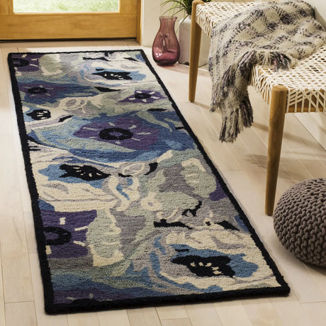 Safavieh Martha Stewart 2'-3" x 8'-0" Rug in Blue