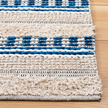 Safavieh Natura 4'-0" x 6'-0" Rug in Beige / Navy