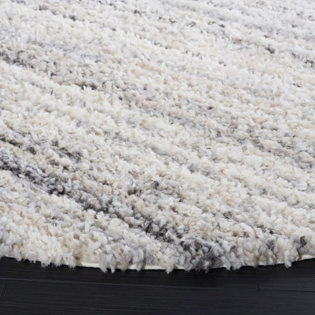 Safavieh Berber Shag 6'-7" x 6'-7" Rug in Grey / Ivory