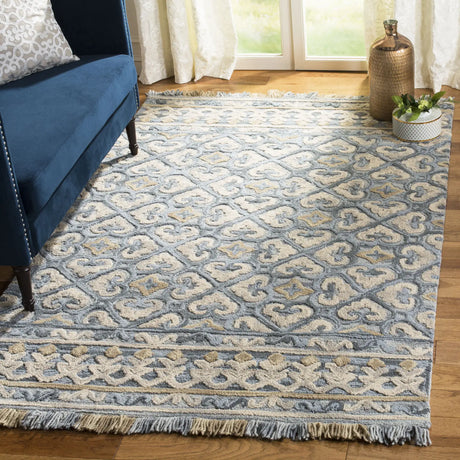 Safavieh Blossom 5'-0" x 8'-0" Rug in Light Beige / Blue