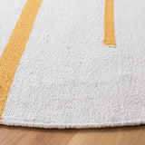 Safavieh Montauk 6'-0" x 6'-0" Rug in Ivory / Gold