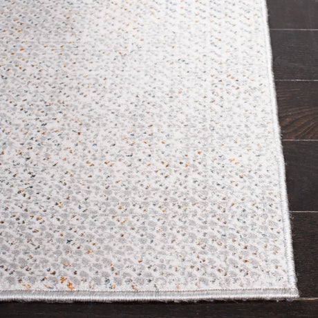 Safavieh Sonoma 4'-5" x 6'-5" Rug in Grey / Ivory