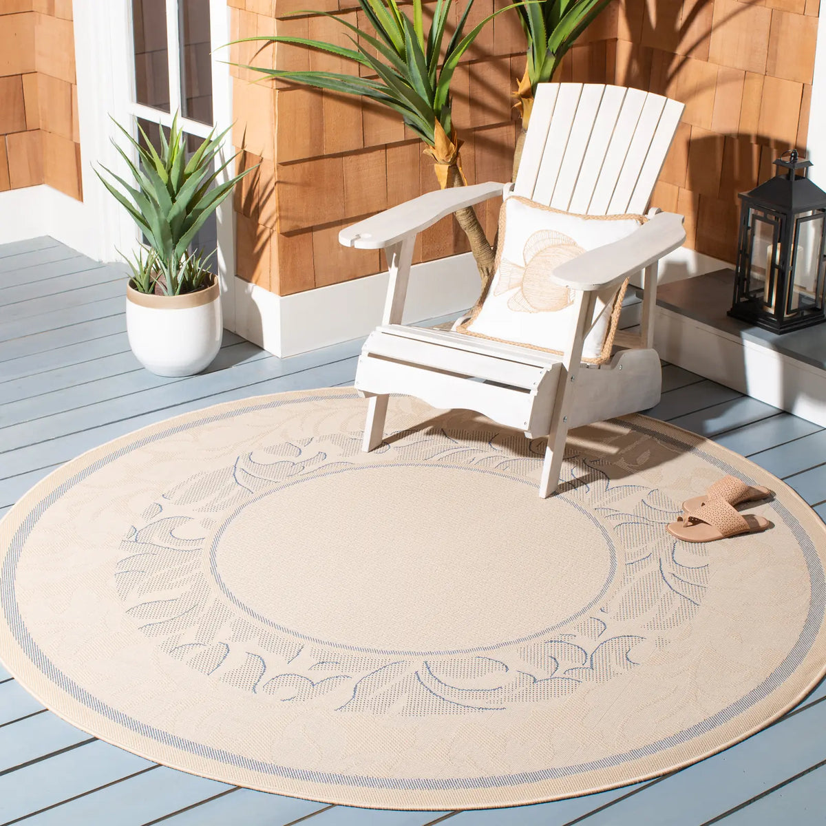 Safavieh Courtyard 6'-7" x 6'-7" Rug in Natural / Blue