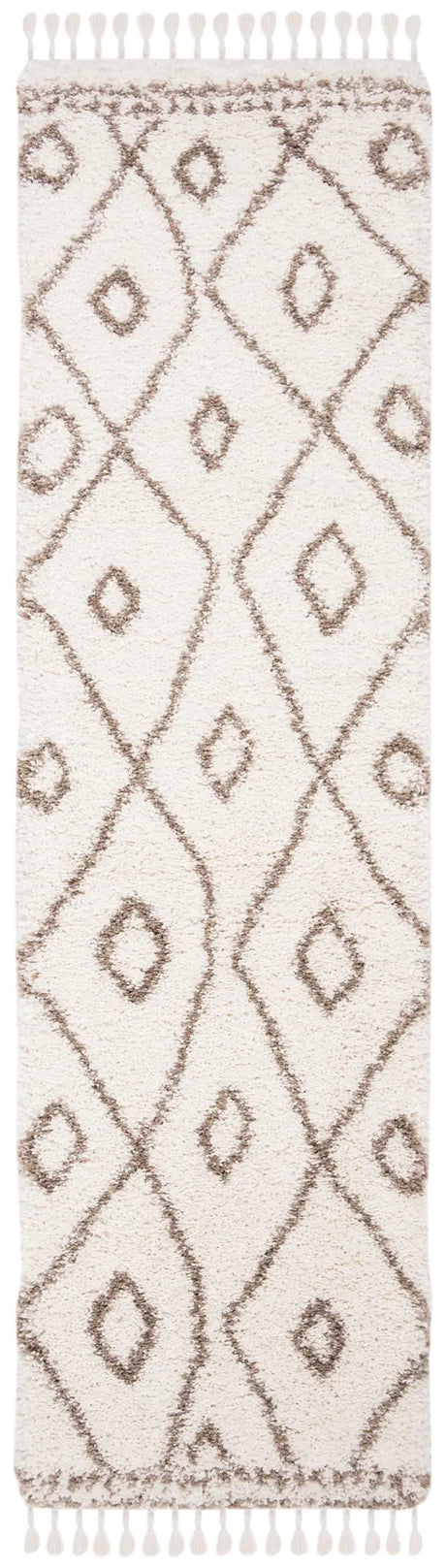 Safavieh Moroccan Fringe Shag 2'-2" x 8'-0" Rug in Ivory / Beige