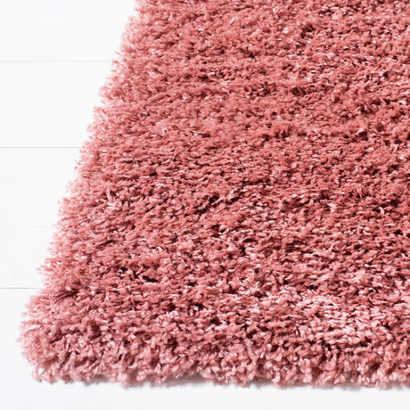 Safavieh Venus Shag 500 4'-0" x 6'-0" Rug in Pink