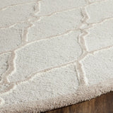 Safavieh Cambridge 6'-0" x 6'-0" Rug in Light Grey / Ivory