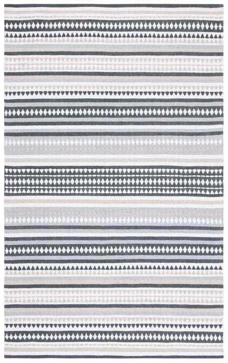 Safavieh Montauk 4'-0" x 6'-0" Rug in Grey / Ivory
