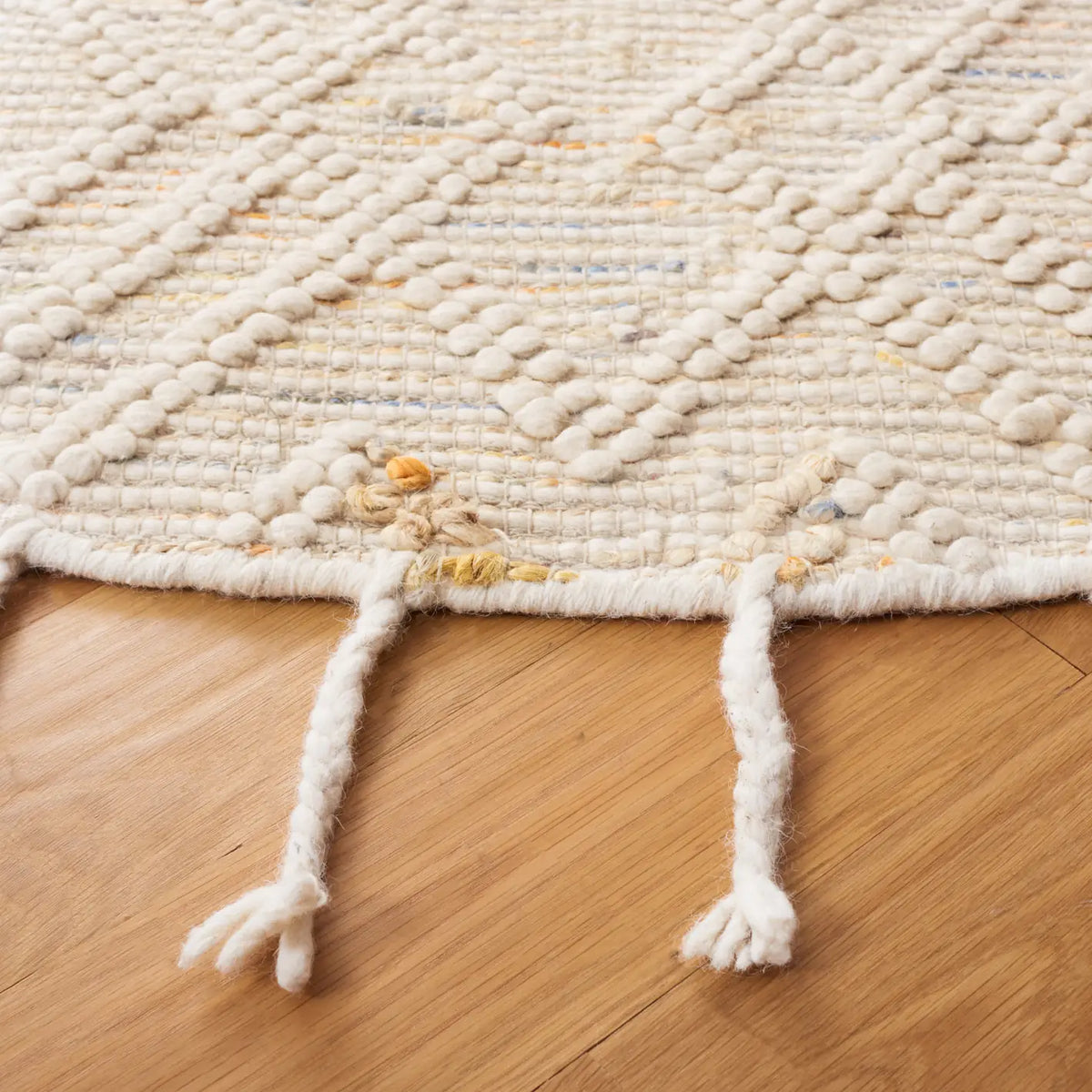 Safavieh Natura 6'-0" x 6'-0" Rug in Ivory / Orange
