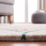 Safavieh Bella 4'-0" x 6'-0" Rug in Beige / Blue