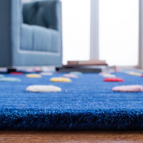 Safavieh Safavieh Kids 5'-0" x 8'-0" Rug in Navy
