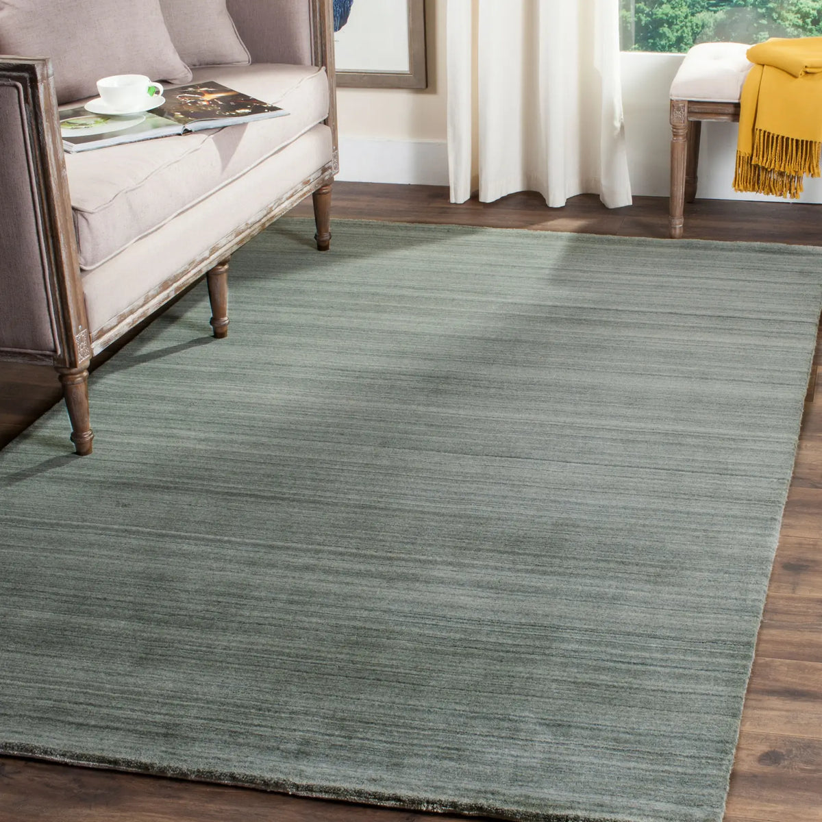 Safavieh Himalaya 5'-0" x 8'-0" Rug in Slate / Blue