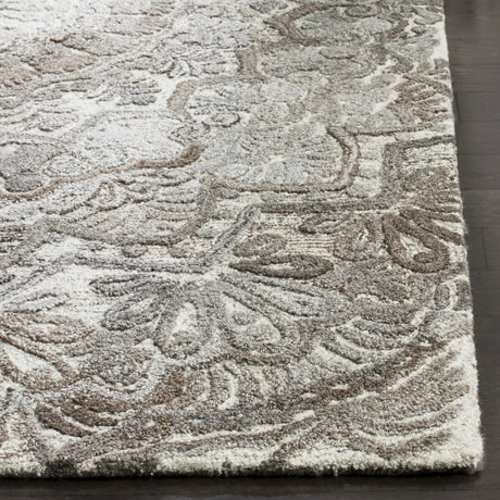 Safavieh Marquee 4'-0" x 6'-0" Rug in Grey / Ivory