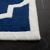 Safavieh Chatham 5'-0" x 8'-0" Rug in Dark Blue / Ivory