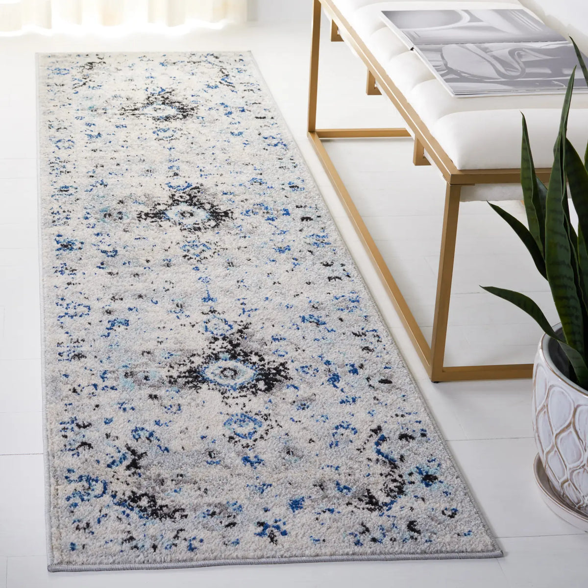 Safavieh Madison 2'-3" x 8'-0" Rug in Ivory / Blue
