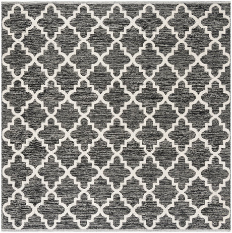 Safavieh Montauk 6'-0" x 6'-0" Rug in Black / Ivory
