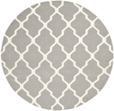 Safavieh Dhurries 6'-0" x 6'-0" Rug in Grey / Ivory